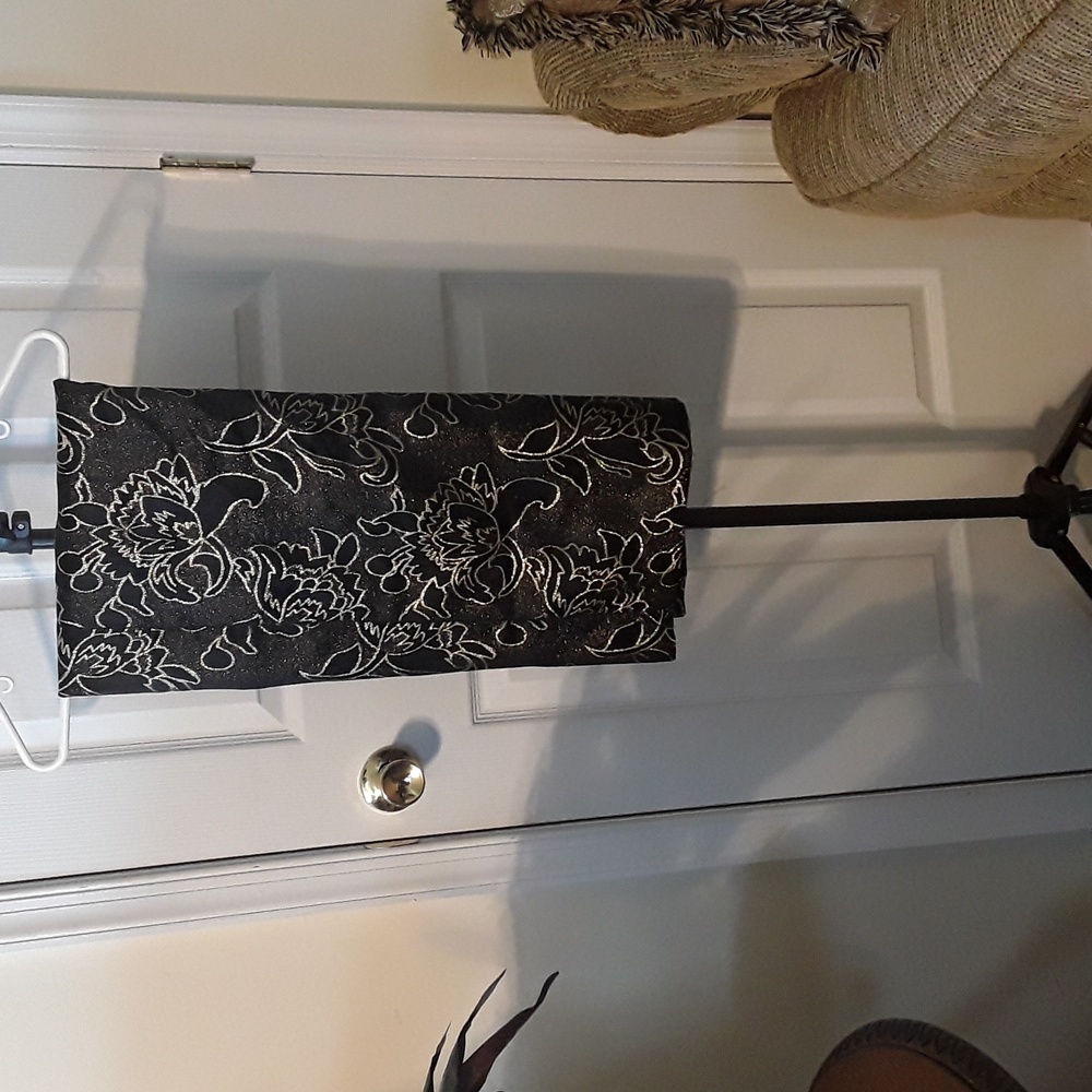 Suit - Picture 3 of 3